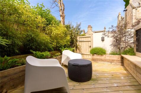 Private Guest Patio
